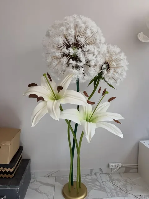 Instagram gönderisi (birden fazla fotoğraf): Dandelion çiçek kombinasyonları Çok güzel bir ara geçiş hazırlıyor renklerin ve çiçeklerin…