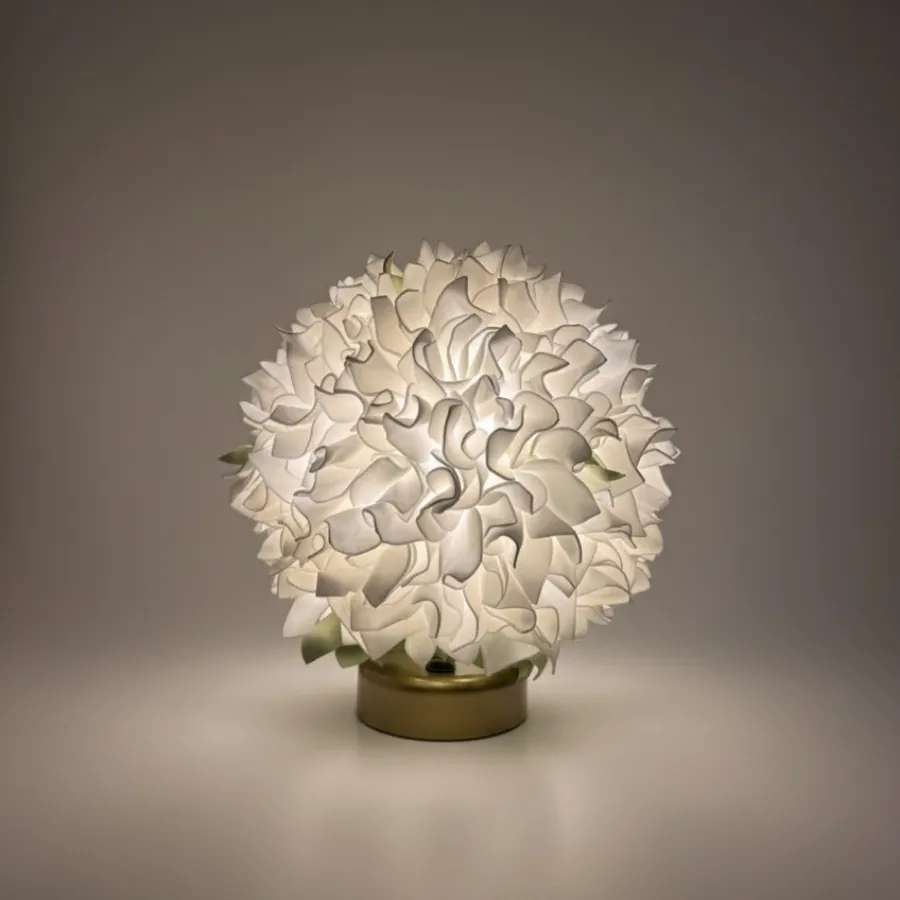 Hydra: Eden Floral Art el yapımı masa lambası